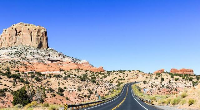 路況_美國高速公路路況問題_加州道路維修費用