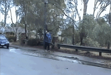 雨天開車注意事項(xiàng)_雨天安全出行_出行提示