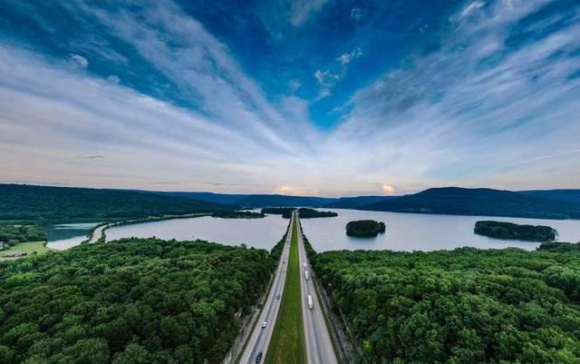 美國(guó)道路狀況差_路況_美國(guó)高速公路問題