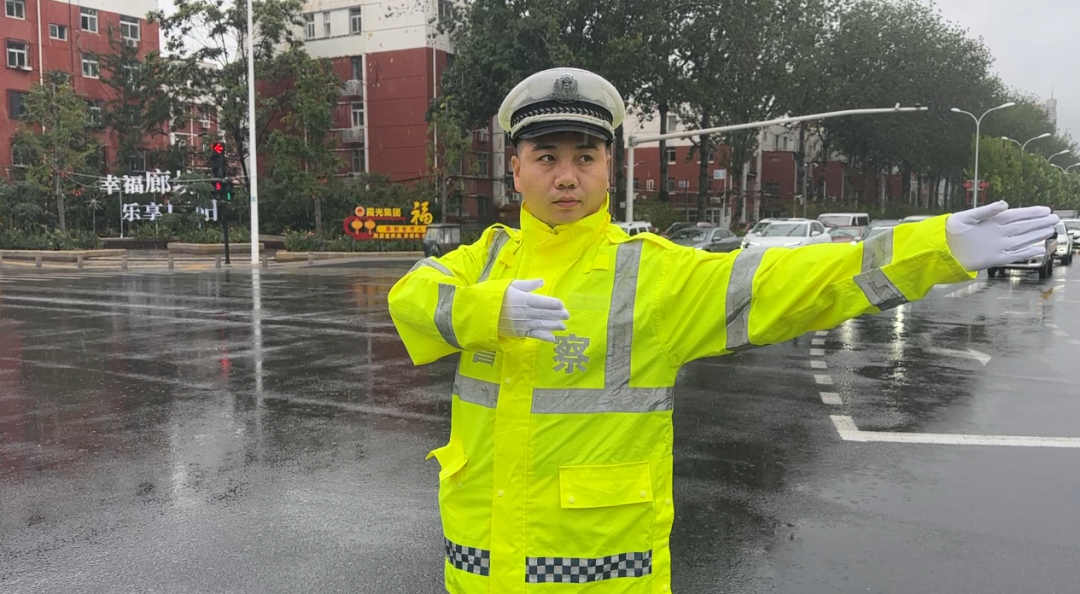 出行提示_京津冀強降雨路況信息_廊坊交警雨天出行安全