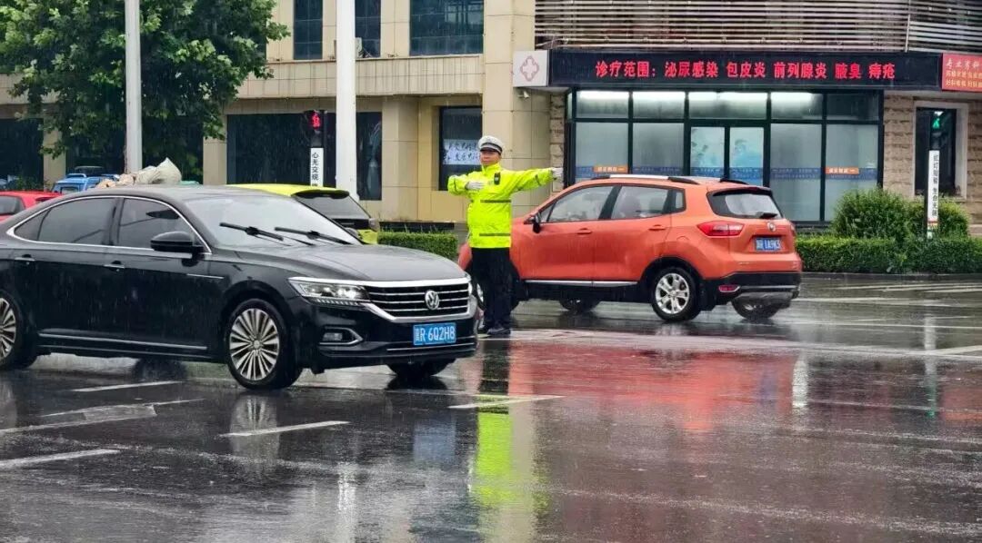 京津冀強降雨路況信息_廊坊交警雨天出行安全_出行提示