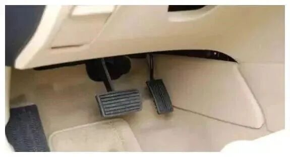 出行提示_雨雪天氣安全行車(chē)_雨雪天氣行車(chē)技巧