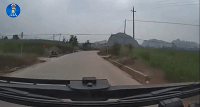 出行提示_平交路口注意事項(xiàng)_平交路口常見種類