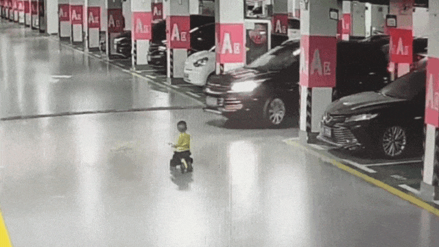 兒童安全出行注意事項_出行提示_暑假交通安全知識